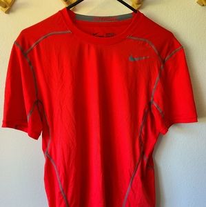 Nike Pro Hypercool Red